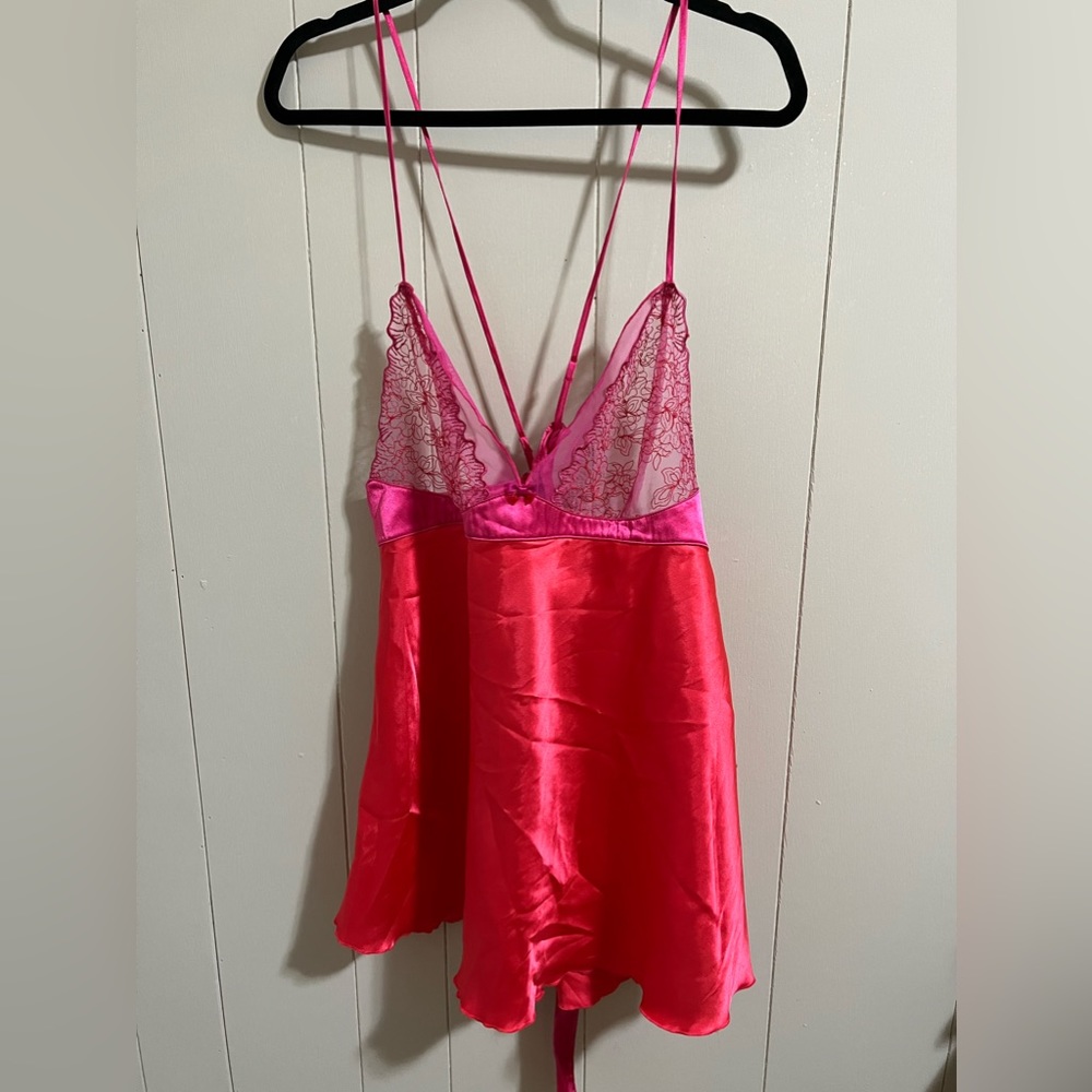 Torrid plus size 2 18/20 satin lipstick red and hot pink cami top lace lingerie
